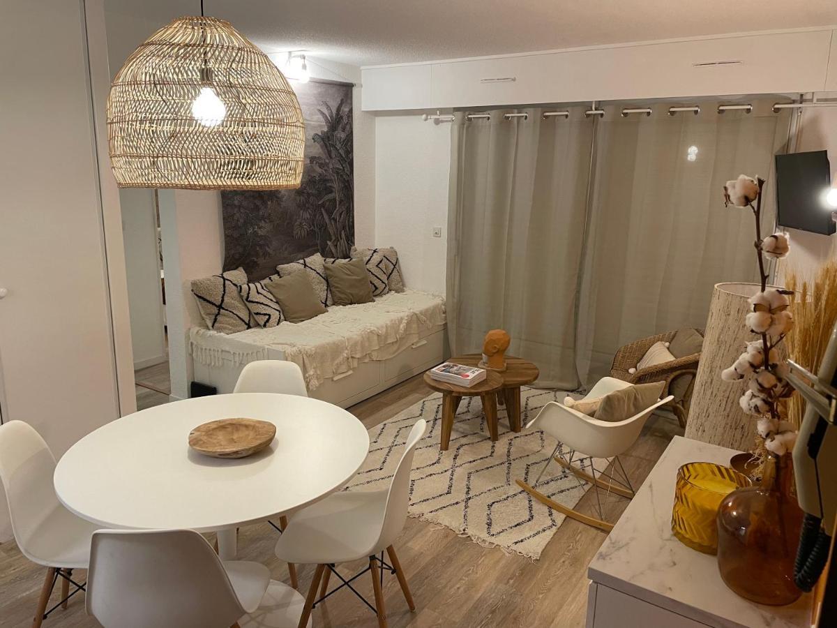Appartement A 1 Pas De La Plage, Ambiance Boheme Naturel Prefailles Exterior photo