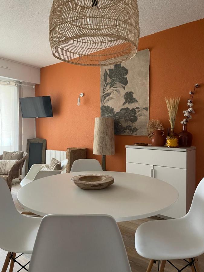 Appartement A 1 Pas De La Plage, Ambiance Boheme Naturel Prefailles Exterior photo
