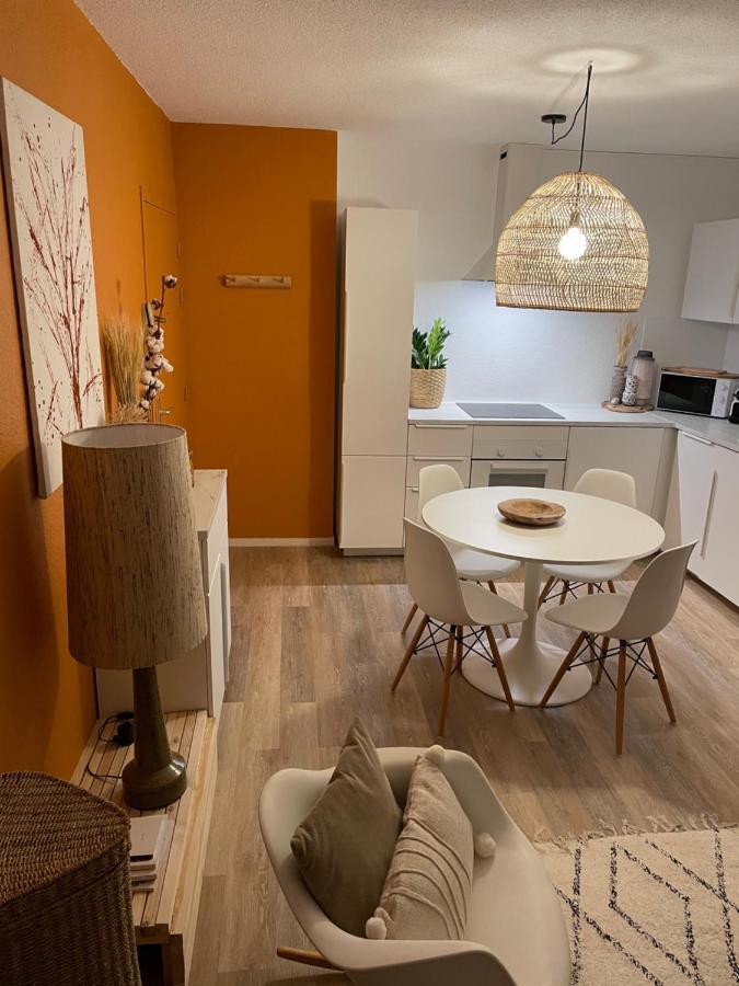 Appartement A 1 Pas De La Plage, Ambiance Boheme Naturel Prefailles Exterior photo