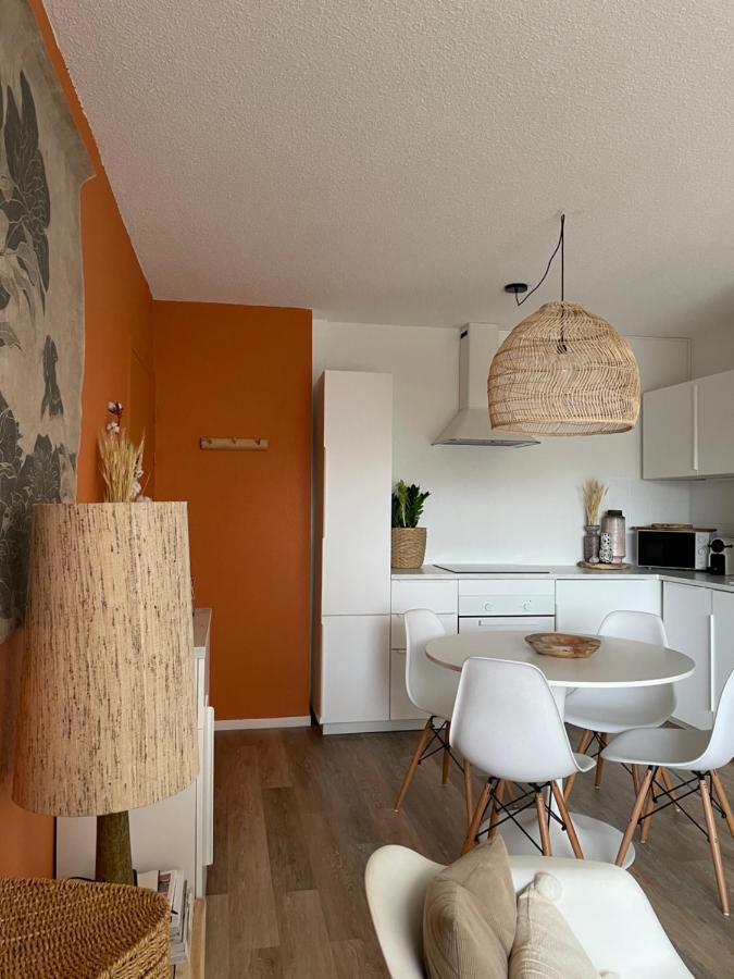 Appartement A 1 Pas De La Plage, Ambiance Boheme Naturel Prefailles Exterior photo